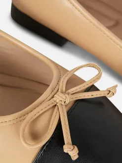 Ballerines à Bout Renforcé Contrastant