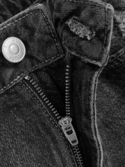Jean Mom En Denim Déchiré