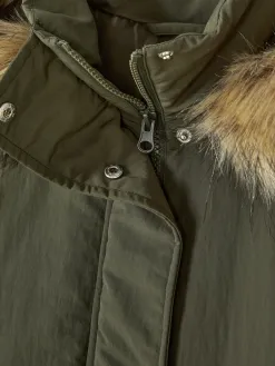 Parka à Capuche En Fausse Fourrure