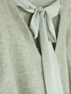 Pull Tricoté Avec Nœud Dans Le Dos