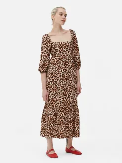 Robe Mi-longue à Motif Léopard Et à Encolure Carrée
