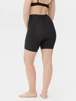 Short Gainant Et Lissant