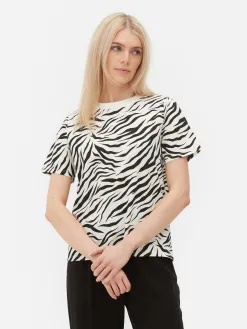 T-shirt Imprimé Sur L'ensemble